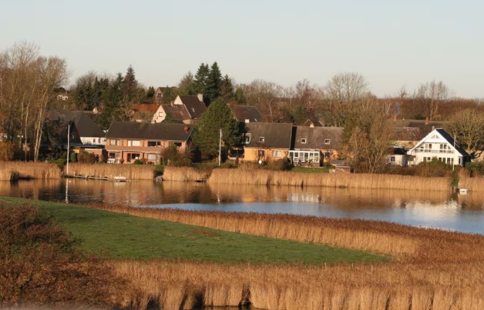 Sonnenaufgang über unserem Steg an der Schlei